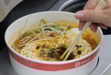 '라면에 김치' 맛있지만 나트륨 폭발…차라리 칼국수가 낫다[1분 생활백서]