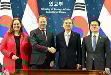 한-네덜란드, 외교·산업장관 회담 개최…"전략적 동반자 관계 강화하자"