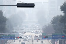 [오늘 날씨] 한파 풀리자 찾아온 탁한 공기…동쪽은 계속 건조