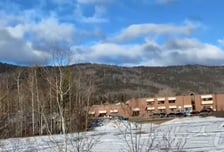 "가족 죽이고 학교 덮쳤다"...캐나다 총기난사범은 18세 트랜스젠더 女