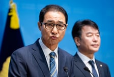 '민주당 돈봉투 수수 의혹' 이성만 전 의원 무죄 확정