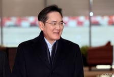 이재용 회장이 찍은 'AX'…삼성전자, AI로 조직 체질 바꾼다