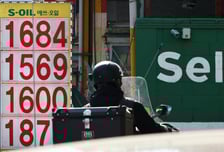 유류세 인하 2개월 더…휘발유 7%·경유 10% 인하율 유지