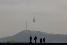 [내일 날씨] 맑고 포근한 금요일…미세먼지는 '나쁨'