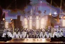 개인→대형→1인 기획사...진화하는 매니지먼트, 꾸준한 과세 논란