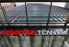 "성과급 없어?" 20년 만에 첫 '0원'..."우린 연봉 절반" 엇갈린 보험사