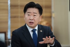 '제주4.3의 아들' 오영훈 제주지사..."희생자 보상 끝까지 책임진다"