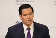 미 국무장관 "대서양 동맹 포기 안해"…유럽 달래기