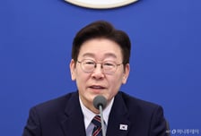 이재명 대통령 "'쇼트트랙 은메달' 황대헌에 뜨거운 박수…자랑스러워"