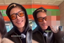 '두번째 이혼' 알린 래퍼, 법원 앞에서 전처와 활짝..."다신 안 와"