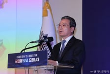 "우리는 칩을 파는 나라인가, 연산을 생산하는 나라인가" 靑 정책수장의 화두