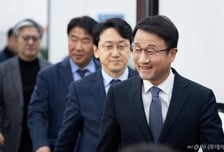 "민주, 입장 정리 필요"vs"고려 단계 아냐"…범여권 '선거연대' 온도차