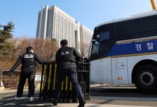 사형? 무기?… "내란 유죄땐 감경 어렵다"