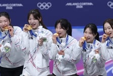 최민정-심석희, 다시 뭉친 '환상의 조합'…8년만 '금빛 질주'