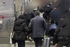 "명절 어렵게 구한 좌석일텐데"...만석기차에서 아기 엄마의 눈물 [오따뉴]