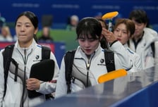 6엔드 실점 '치명타'...여자 컬링, 캐나다에 막혀 준결승 진출 실패