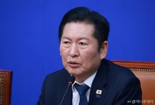 [속보]정청래, 장동혁에 "尹 대변인이냐, 기절초풍할 일...염치 없는 폭언"