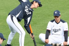 [포토] 구자욱 '이게 쉬워 보이나'