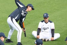 [포토] 구자욱 '노시환 자냐?'