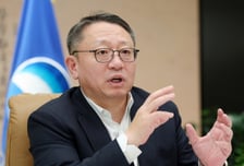 정진완 "내부통제·자본력 갖춰...창의적 방식으로 고객기반 확대할 것"