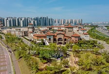 "매일 가는 아울렛", 신세계표 전략 통했다...고객 20% 쑥