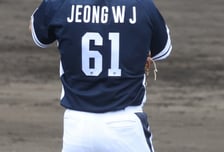 [포토] 정우주 '빨리 떨치자'