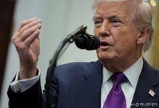 트럼프 "상호관세 대체 수단 있어…전 세계에 10% 추가 관세"