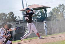 153㎞ LG 기대주, '야수 전향' 첫 경기에 홈런 쾅! 김영우 '벌써' 152㎞-이재원 2루타... 우승팀 나홀로 청백전 어땠나