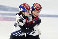 '아름다운 세대교체' 김길리·최민정의 금은 레이스 뒷받침한 KB금융