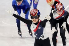 "진짜요?"...'2관왕' 김길리, 최민정 깜짝 은퇴 발표에 '눈물' 왈칵