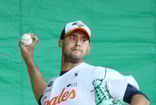 [포토] 에르난데스 '구질 다양해요'