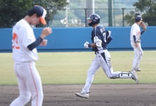 [포토] 김주원, 황준서 상대로 역전 3점포