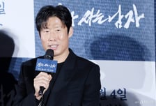 '왕과 사는 남자', 개봉 18일째 500만 돌파…천만 '광해'와 같은 속도