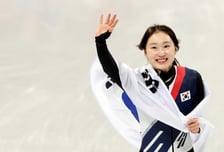 "이미 엄마의 금메달"…마지막 올림픽, 최민정이 품고 달린 손 편지