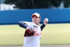 [포토] 왕옌청 '149km 최고 구속'