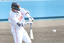 [포토] 채은성 '실투 노렸다'