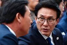 김민석 총리 "美 관세, 상황 변화 생겨…합의 지키되 지혜롭게 대응"