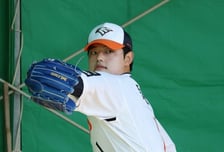 "대표팀 가도 되겠다" 60%로 던져도 탄성이 절로! 문동주, 왜 '첫 불펜 피칭' 시작에도 2주 뒤 WBC 가지 못했나