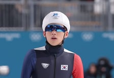 막판 스퍼트 통했다…정재원, 스피드스케이팅 매스스타트 '결승' 진출
