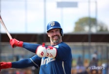 '이거 실화냐' 다저스·SD와 평가전!→그런데 외인이 직접 성사시켰다니... "나를 최대한 활용해" NC 홈런왕은 '보법이 다르네'