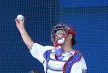 [포토] 강민호 '후배들에 파이팅 주문'