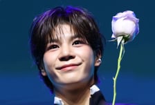 '18세' 정동원, 오늘 해병대 입대…"성숙한 모습으로 돌아올 것"