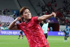 韓 스트라이커 '유럽 123년 새역사' 썼다, 오현규 무려 3경기 연속골 '대폭발'... 역대급 대포알 중거리 '쾅'