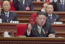 김정은, 北노동당 총비서 재추대…"핵무력 중추로 전쟁억제력 제고"
