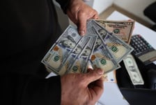 사모대출 '황금기' 끝나나…블루아울 환매중단 사태에 시장 '흔들'