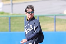 [포토] 그라운드 점검하는 류지현 감독