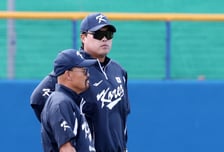 [포토] 류현진 '오늘은 코치 모드'