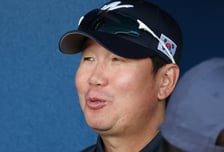 [포토] 류지현 감독 '밝은 표정으로 인터뷰'