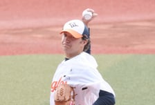 [포토] 화이트 '변화구가 안 먹혀'