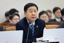 구윤철 "美관세 15% 부과 시 FTA국 유리…MOU는 지킬 것"